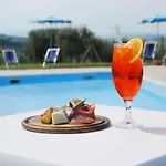 Nyaraló In Marche With Pool & Wine Tours