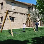 Nyaraló In Marche With Pool & Wine Tours