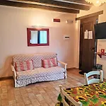 In Marche With Pool & Wine Tours Nyaraló