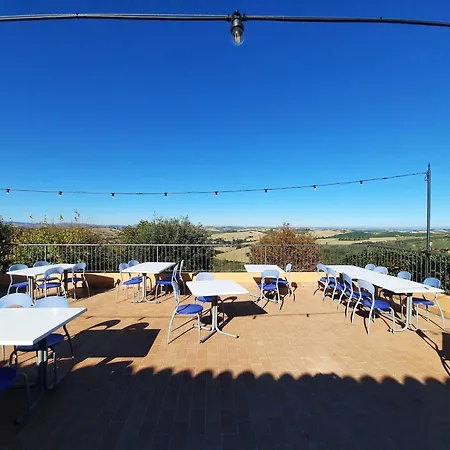 In Marche With Pool & Wine Tours Semesterbostad