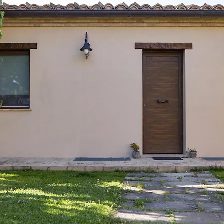 Apartment In Farmhouse With Shared Pool
