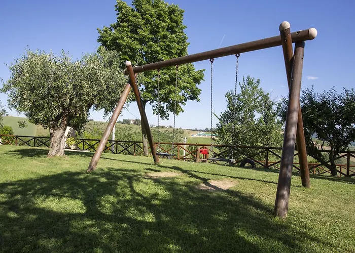 In Marche With Pool & Wine Tours Semesterbostad *