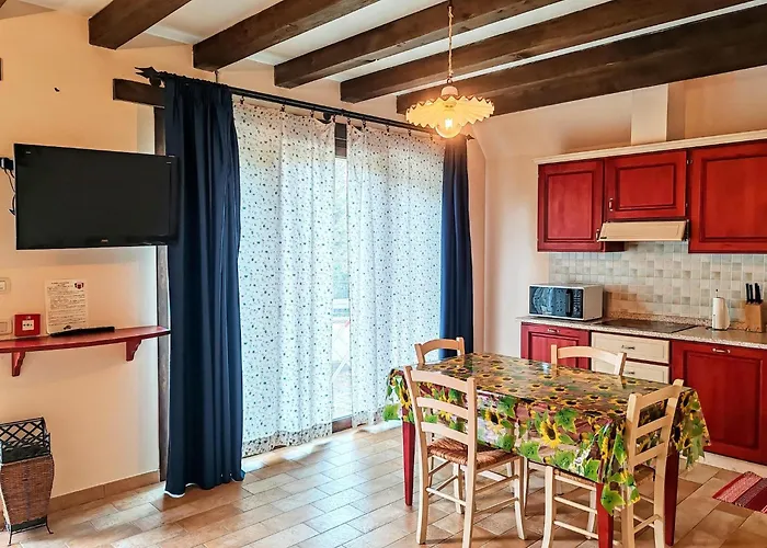 Semesterbostad In Marche With Pool & Wine Tours Montecarotto