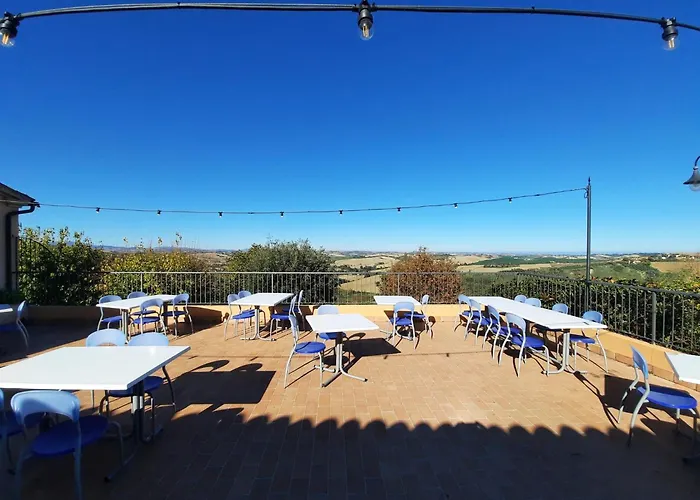 Semesterbostad In Marche With Pool & Wine Tours Montecarotto